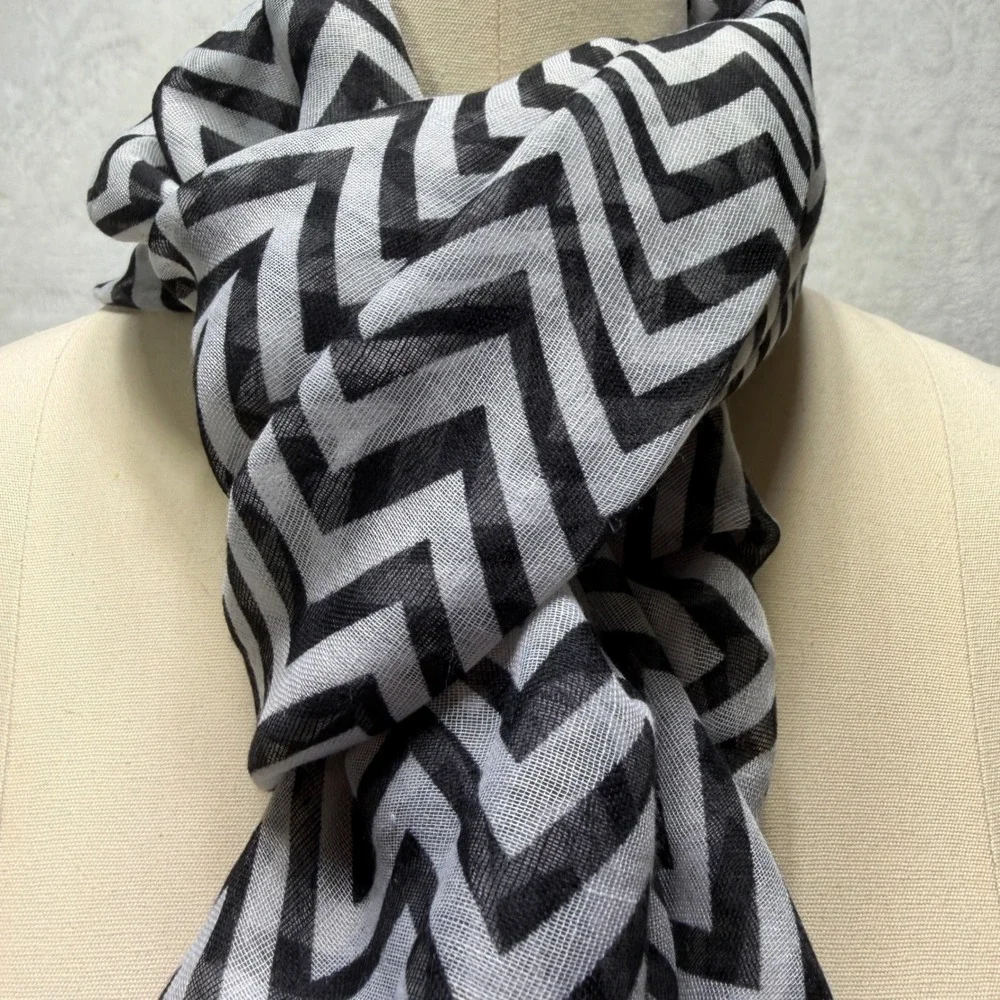 Black White Chevron Print Sheer Kimono Wrap Open Front Chiffon Shawl Coverup